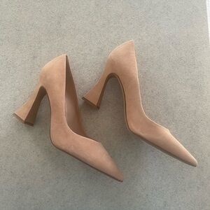 Vince Camuto - Akenta - Suede Square Heel Pumps